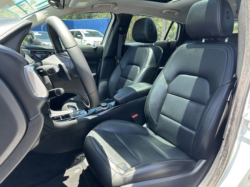2017 INFINITI QX30 Premium Jacksonville FL