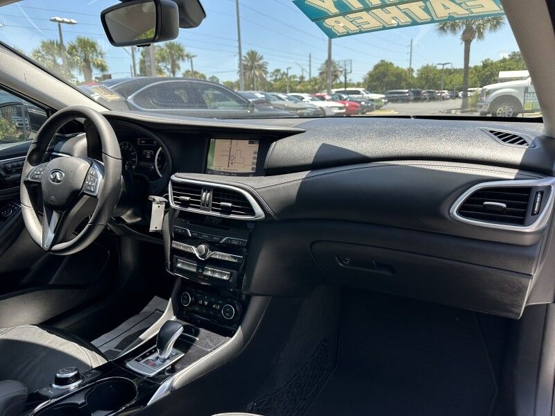 2017 INFINITI QX30 Premium Jacksonville FL