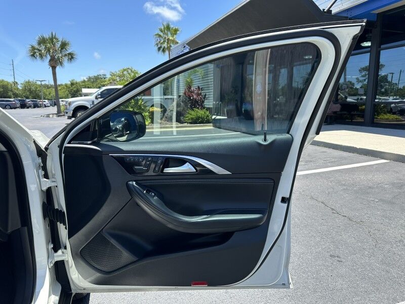 2017 INFINITI QX30 Premium Jacksonville FL