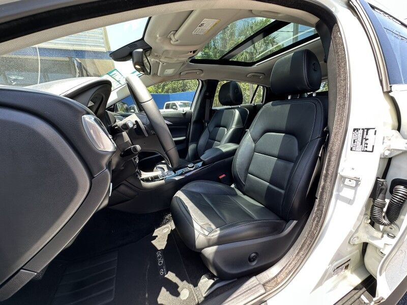 2017 INFINITI QX30 Premium Jacksonville FL