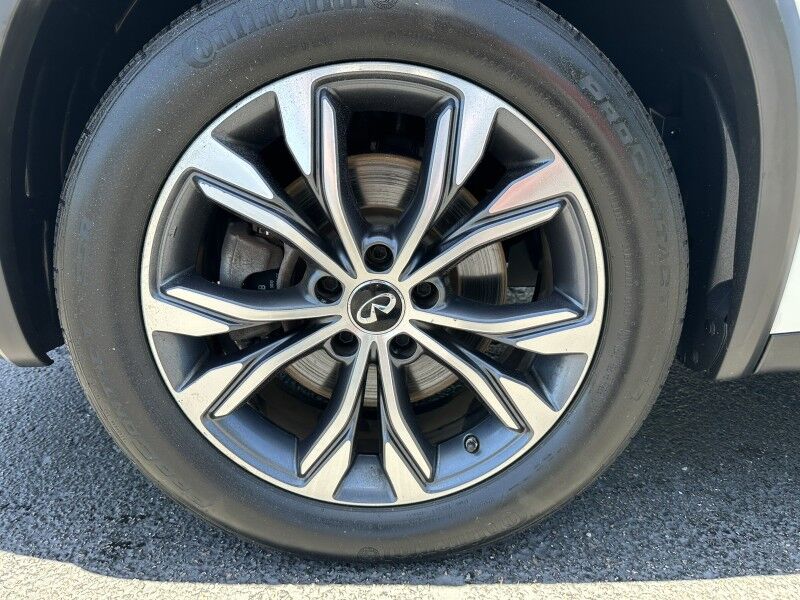 2017 INFINITI QX30 Premium Jacksonville FL