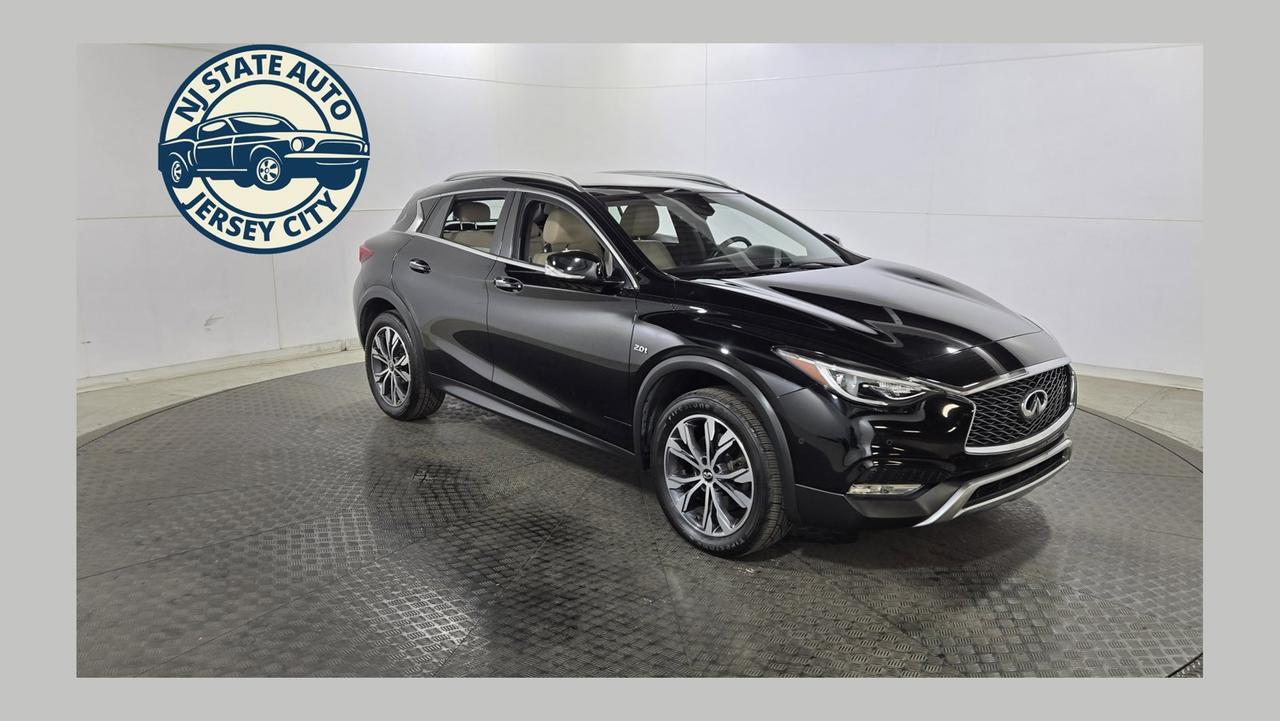 2017 INFINITI QX30
