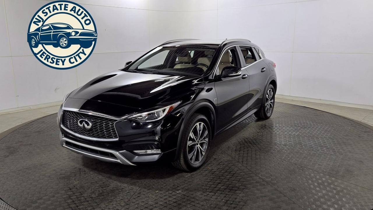 2017 INFINITI QX30
