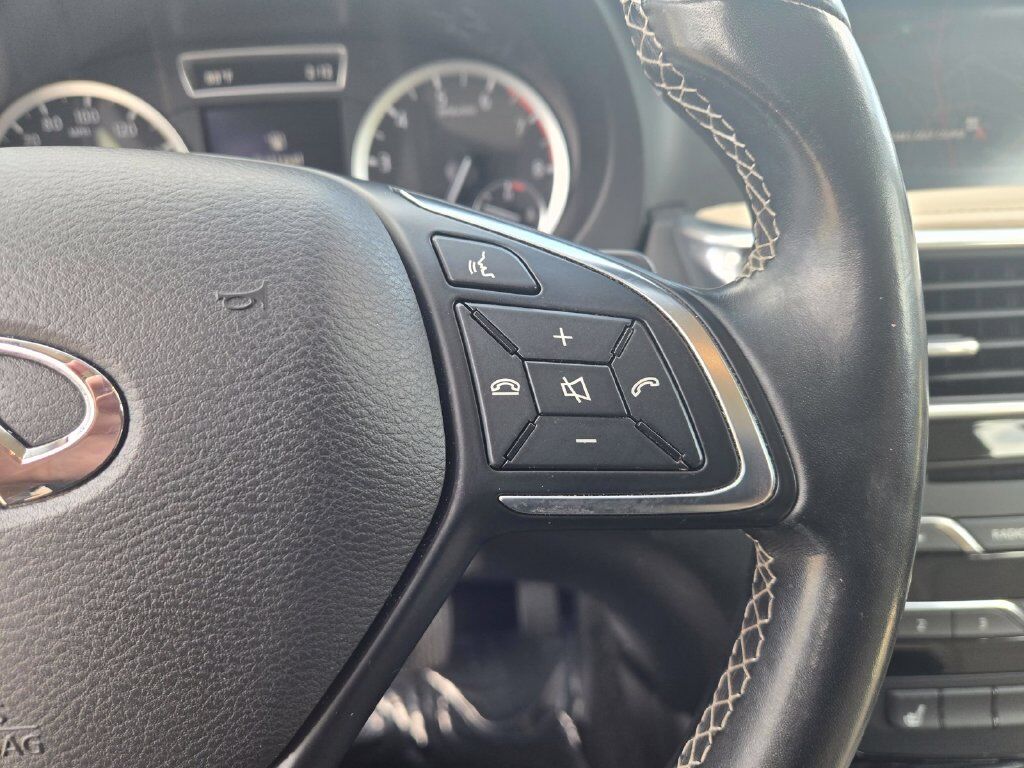 2017 INFINITI QX30 Premium Roseville CA
