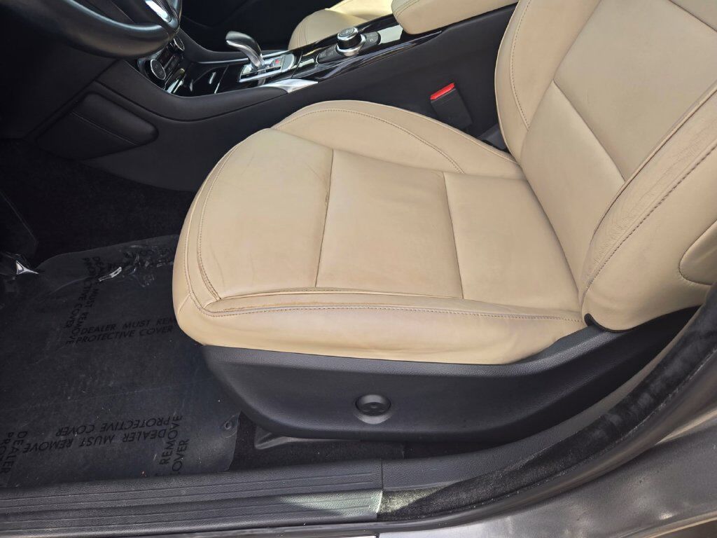 2017 INFINITI QX30 Premium Roseville CA
