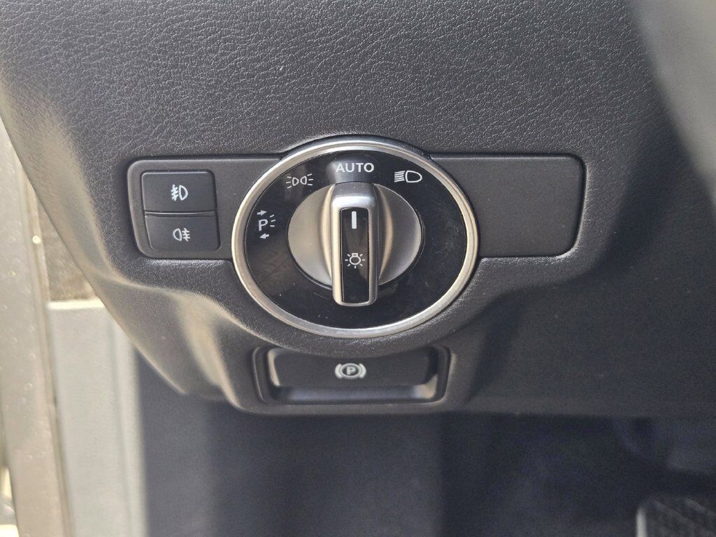 2017 INFINITI QX30 Premium Roseville CA