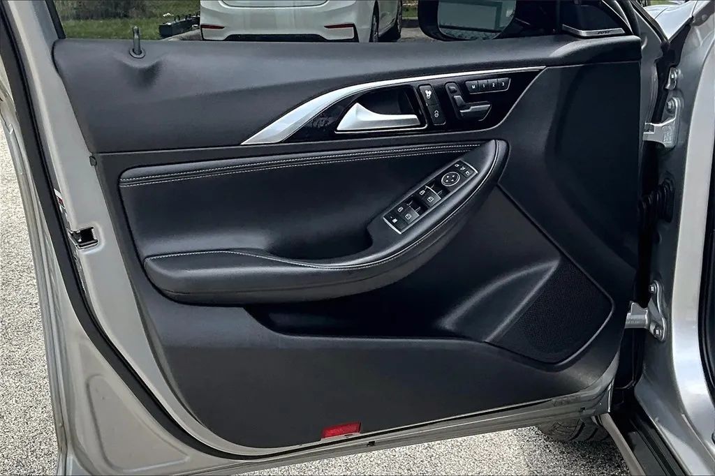 2017 INFINITI QX30 Premium Sport Utility 4D Maitland FL