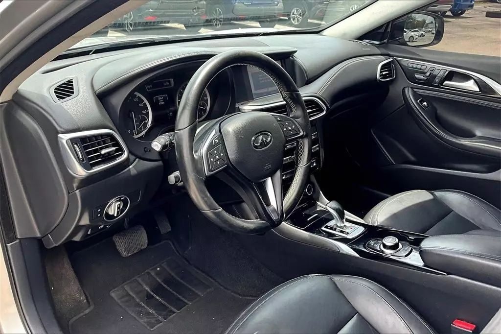 2017 INFINITI QX30 Premium Sport Utility 4D Maitland FL