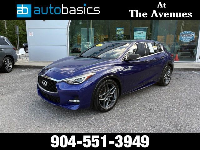 2017 INFINITI QX30 Sport