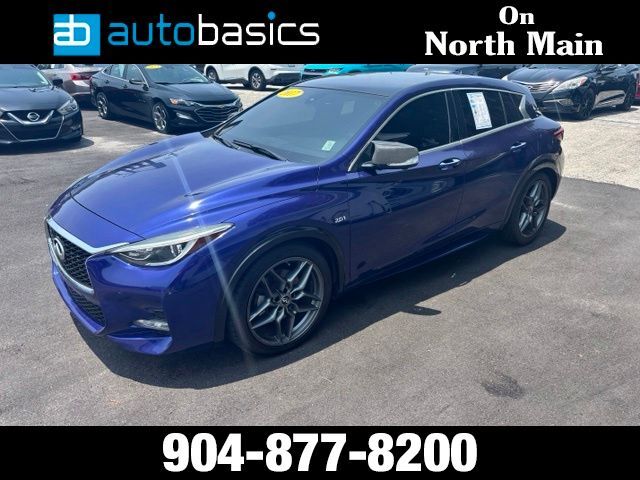 2017 INFINITI QX30 Sport