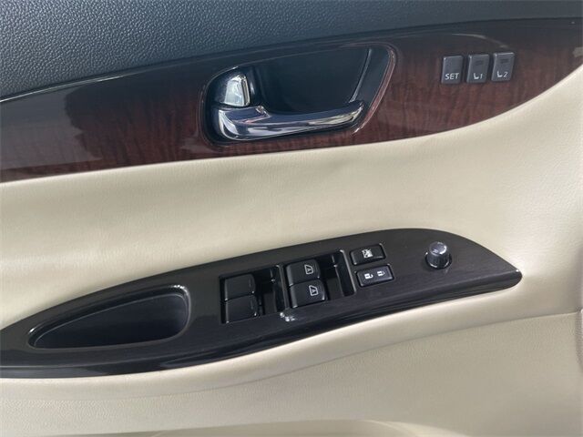 2017 Infiniti QX50 Base photo 4