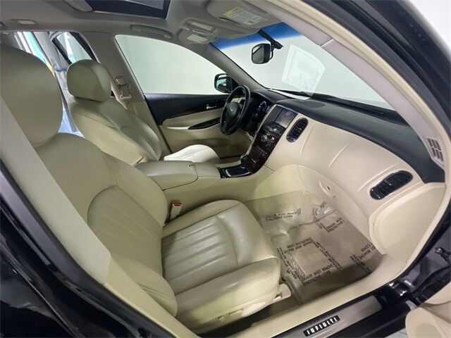 2017 INFINITI QX50 Base Columbia SC