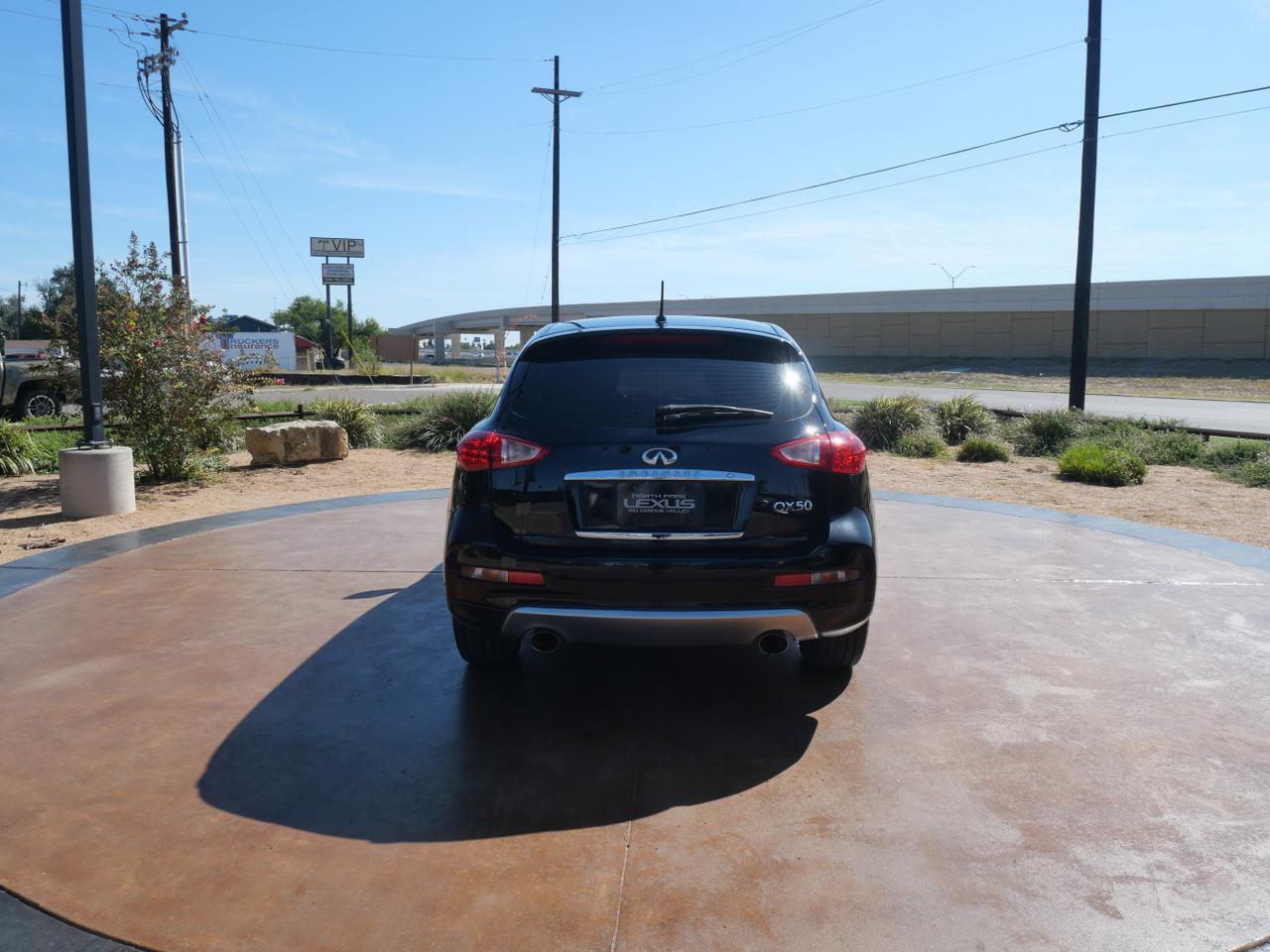 2017 INFINITI QX50 Base