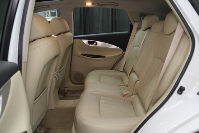 2017 INFINITI QX50 Premium Chantilly VA