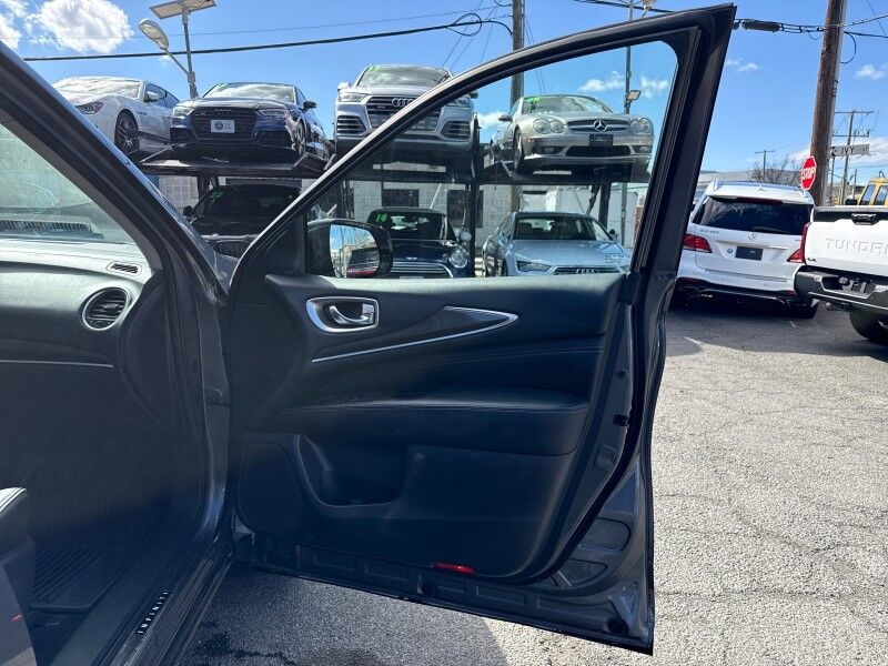 2017 INFINITI QX60 AWD w/ Premium Plus Package Arlington VA