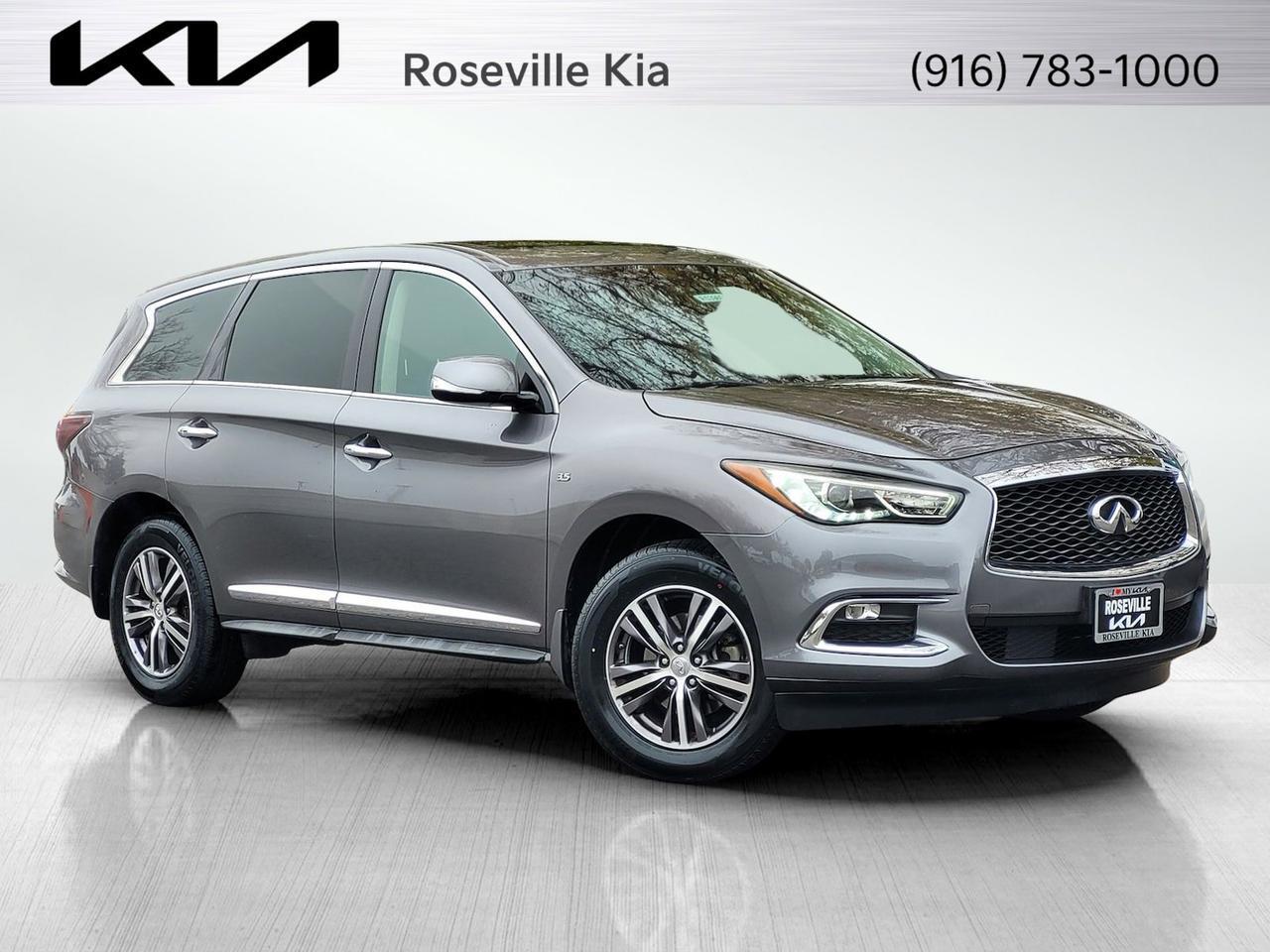 2017 INFINITI QX60 BASE