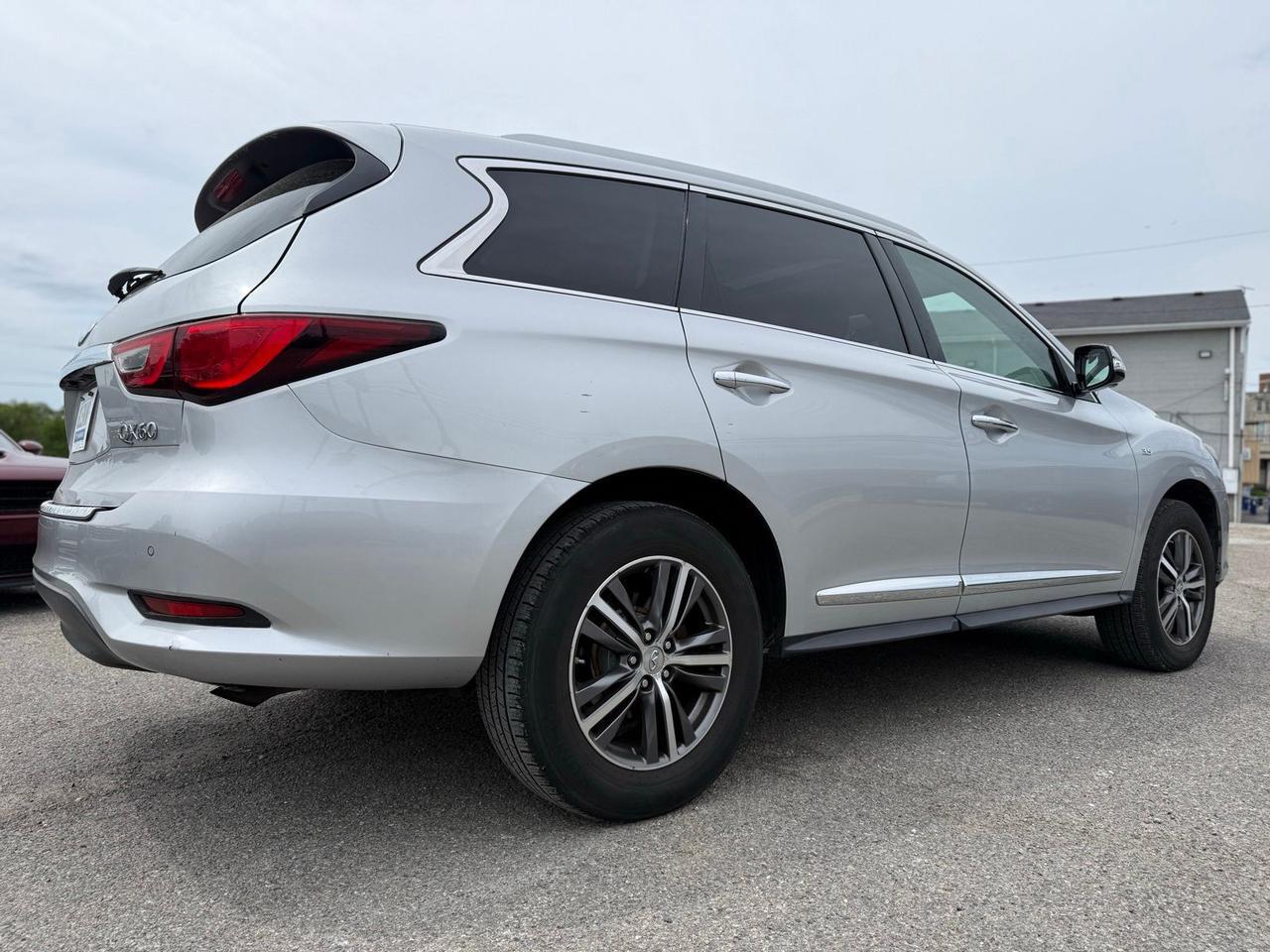 2017 INFINITI QX60 Base Crestwood KY