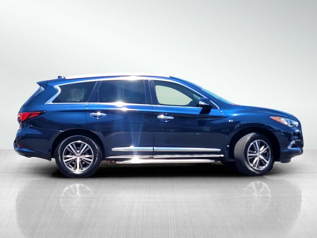 2017 INFINITI QX60 Base