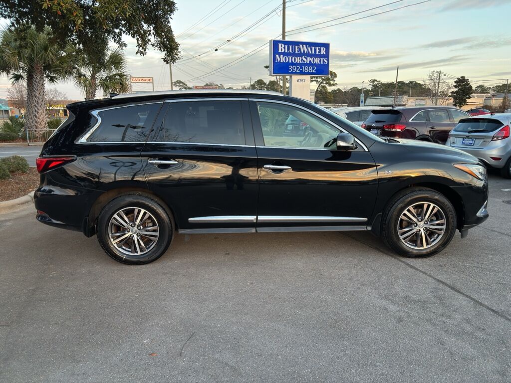 2017 INFINITI QX60 Base