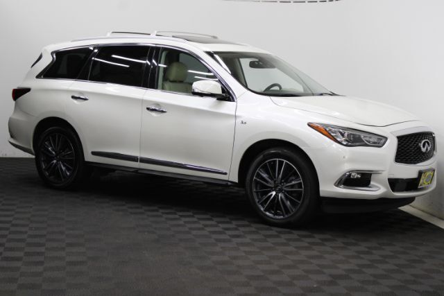 2017 INFINITI QX60 Luxury