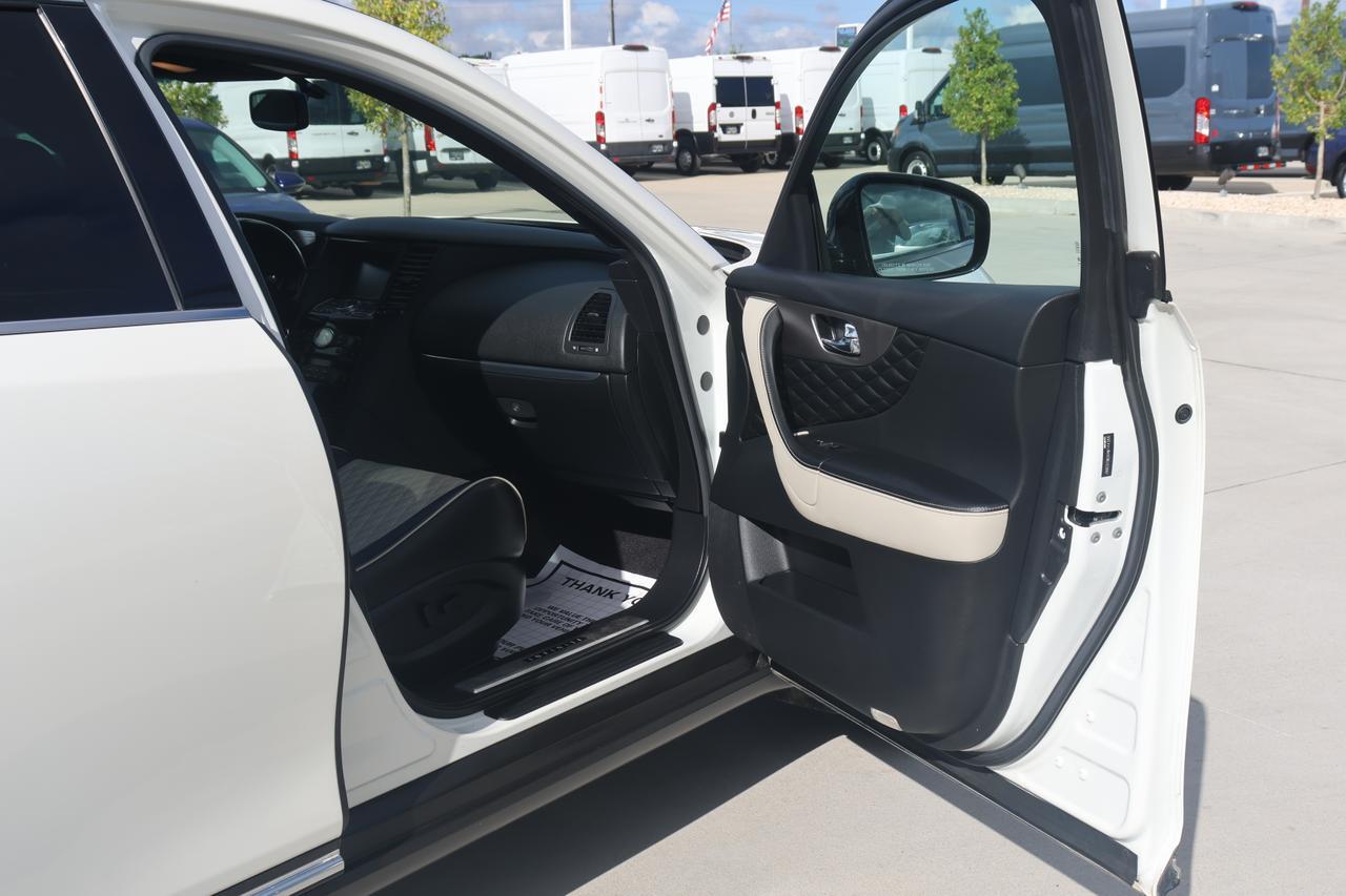 2017 INFINITI QX70 Houston TX