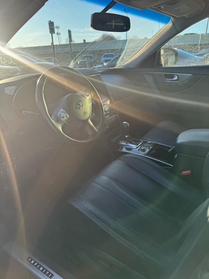 2017 INFINITI QX70 Base Indianapolis IN