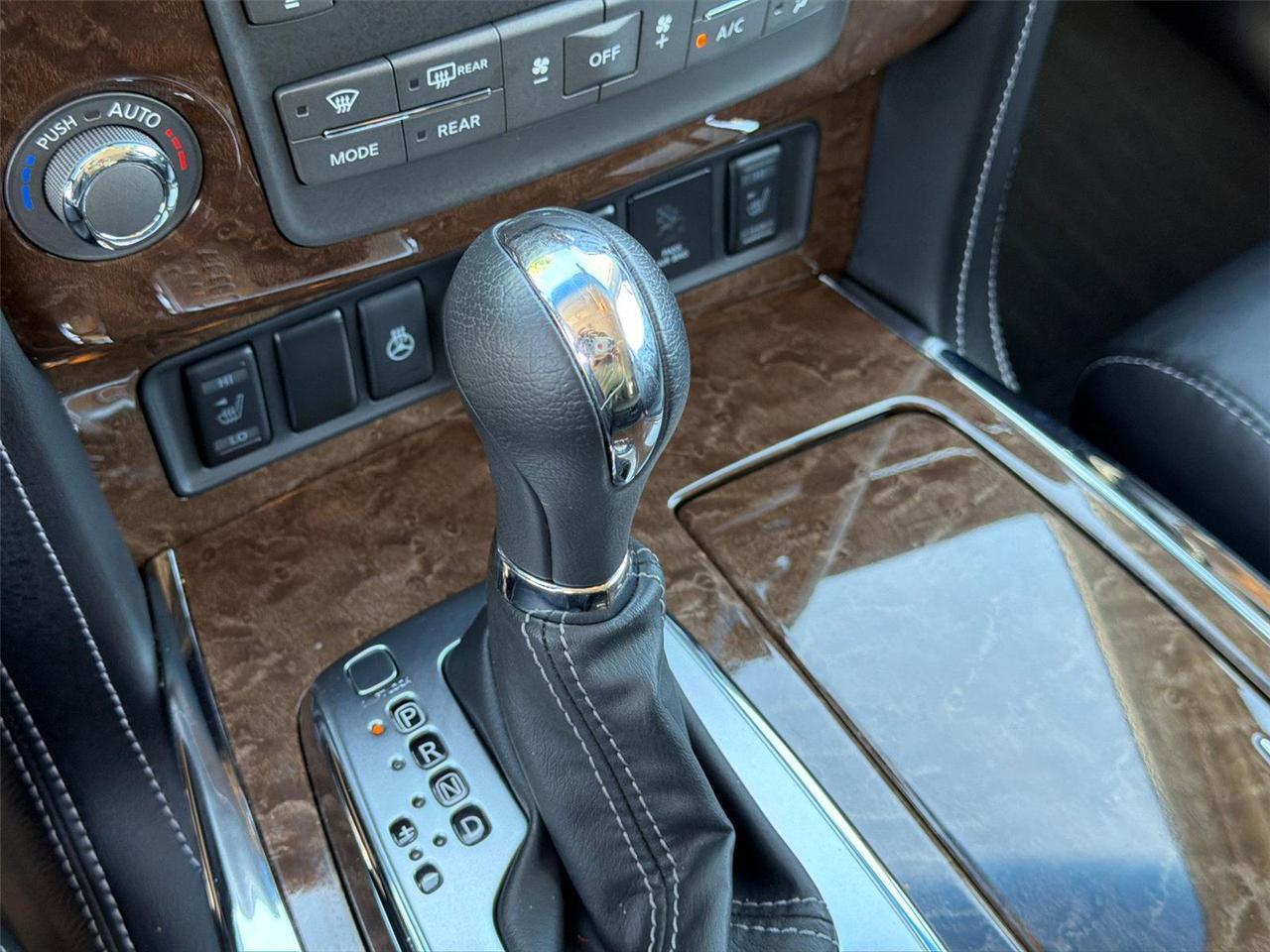 2017 INFINITI QX80 4DR AWD Hagerstown MD