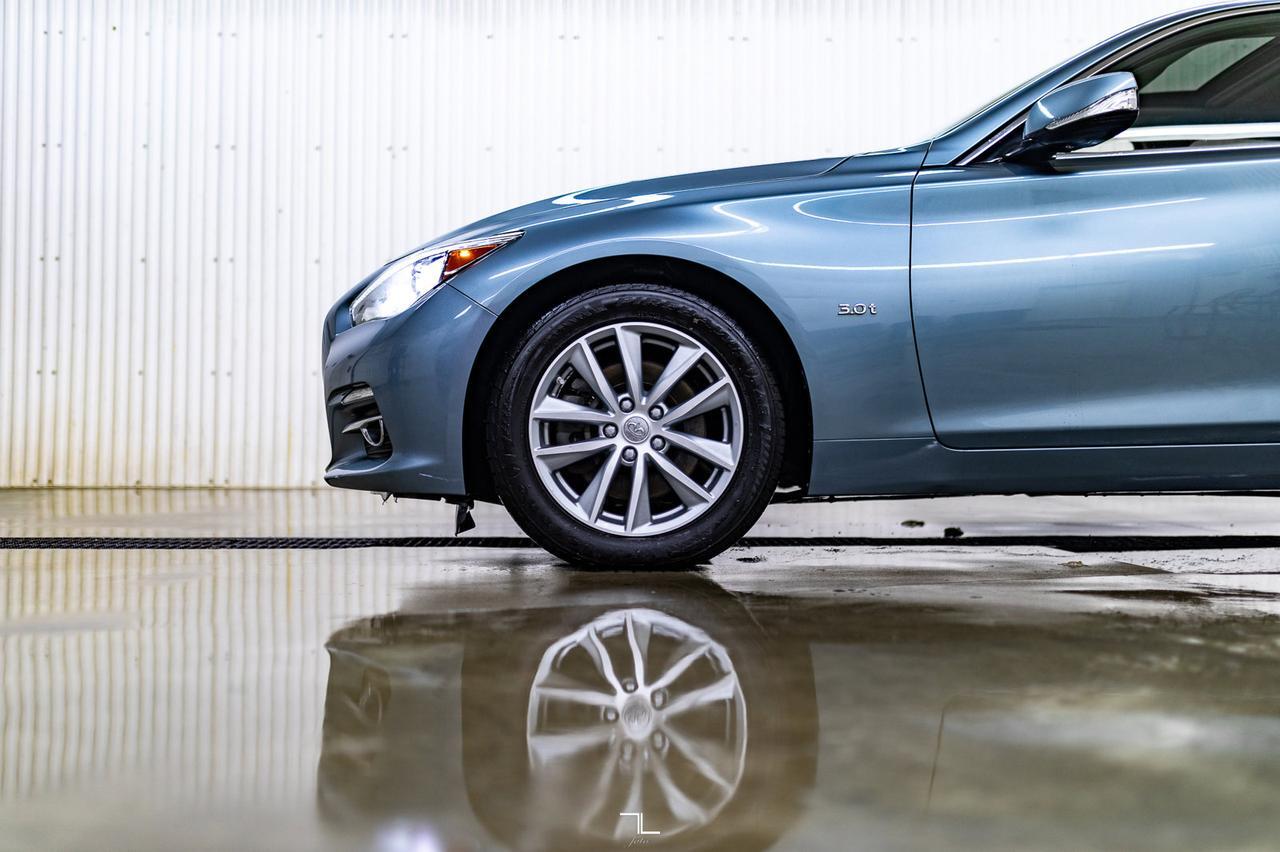 2017 Infiniti Q50 AWD 3.0T Premium Edition Leather Roof Nav Red Deer AB