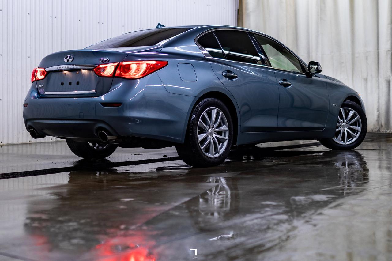 2017 Infiniti Q50 AWD 3.0T Premium Edition Leather Roof Nav Red Deer AB