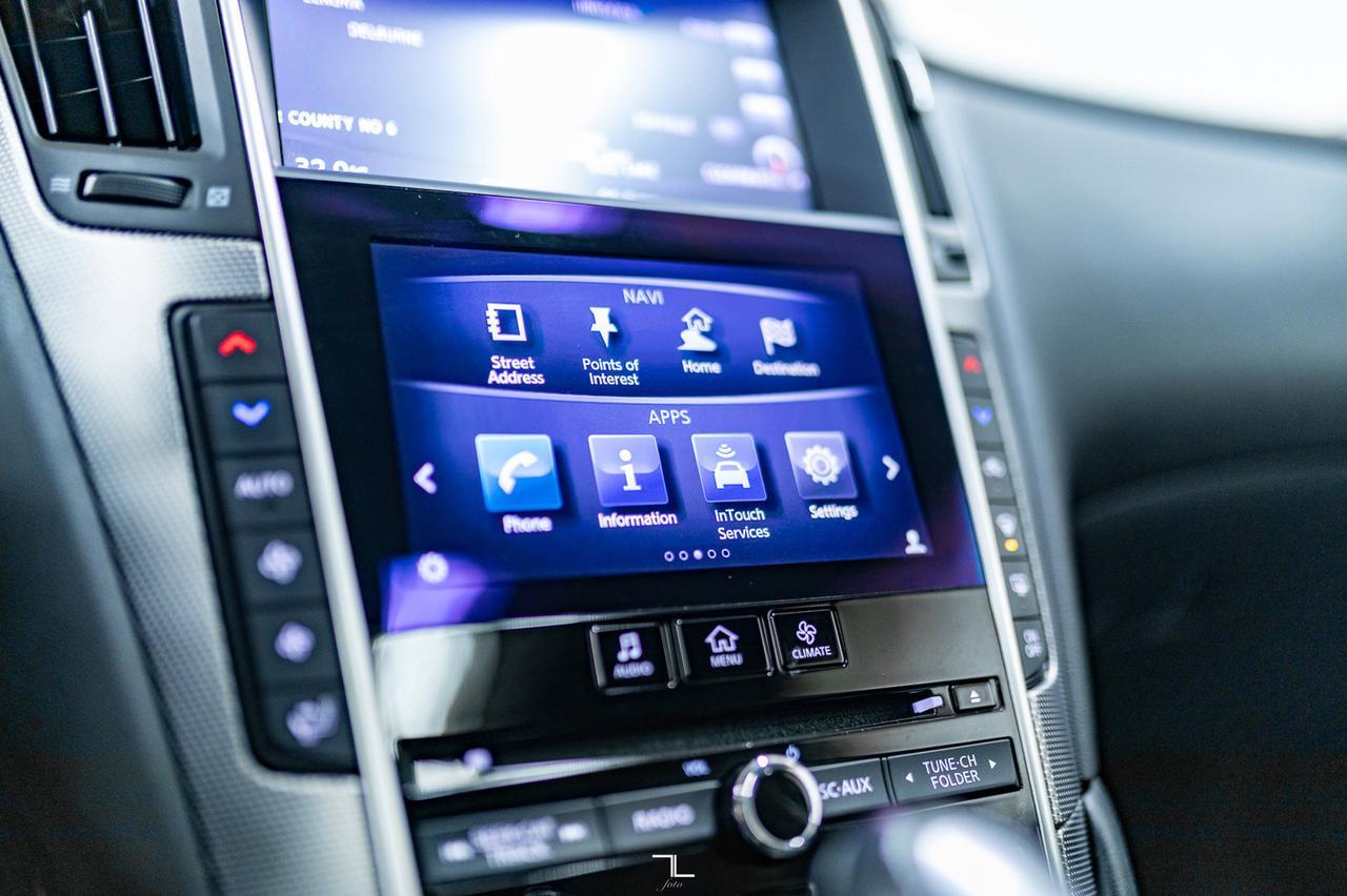 2017 Infiniti Q50 AWD 3.0T Premium Edition Leather Roof Nav Red Deer AB