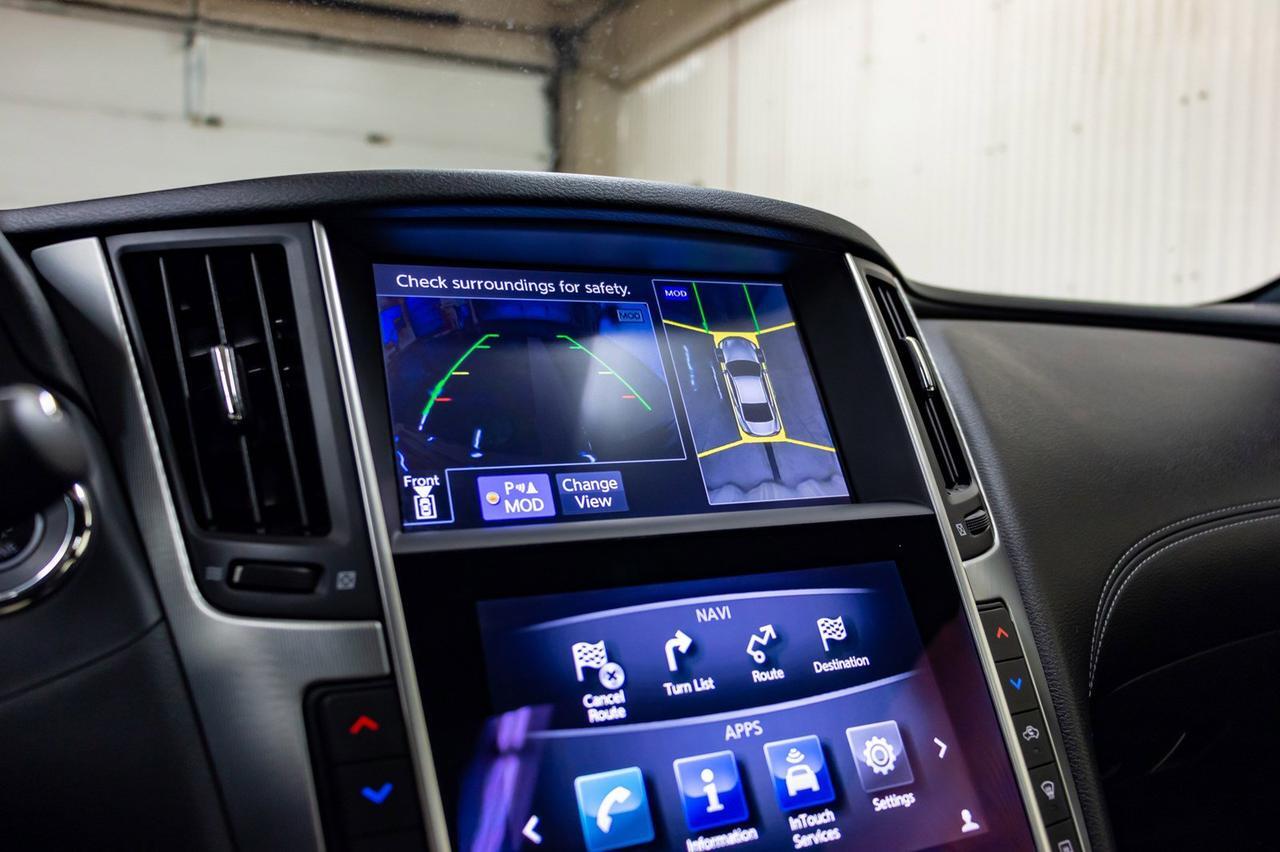 2017 Infiniti Q60 AWD 2.0T Leather Roof Nav BCam Red Deer AB