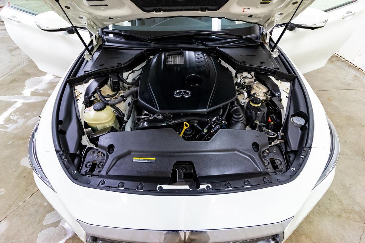 2017 Infiniti Q60 AWD 2.0T Leather Roof Nav BCam Red Deer AB