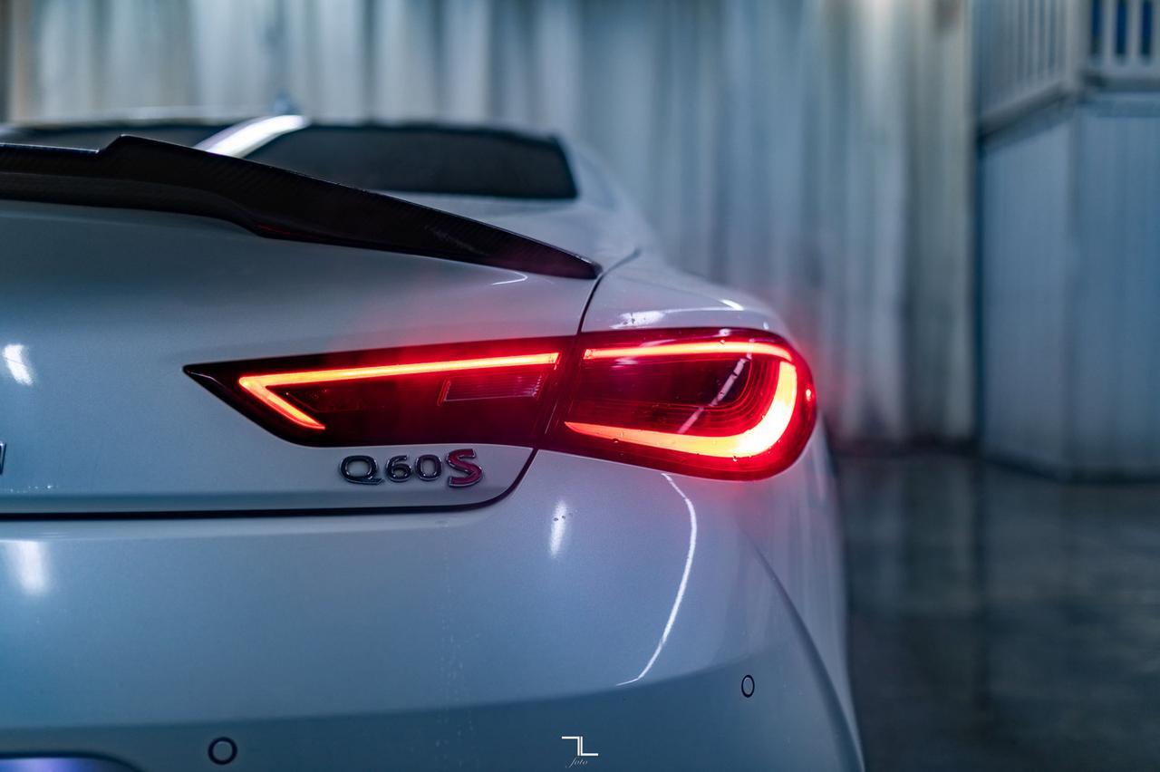 2017 Infiniti Q60S AWD 3.0T Sport Coupe Leather Roof Nav BCam Red Deer AB