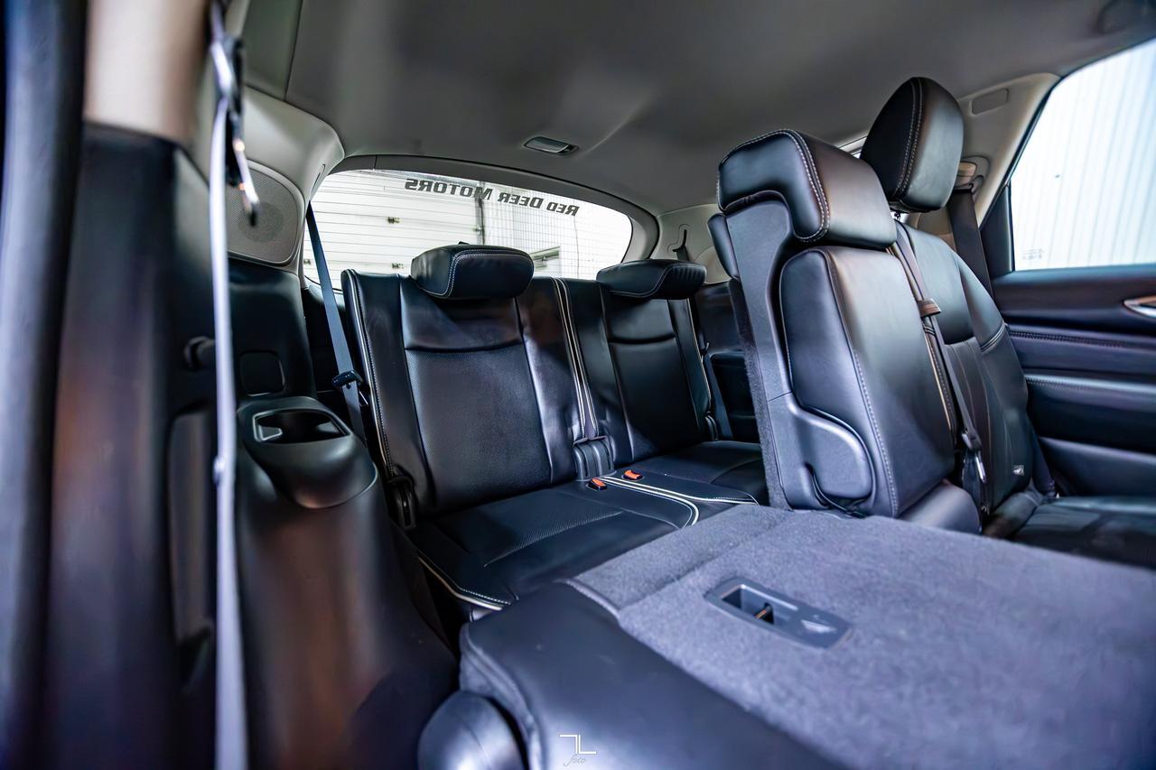2017 Infiniti QX60 AWD Premium Leather Roof BCam Red Deer AB