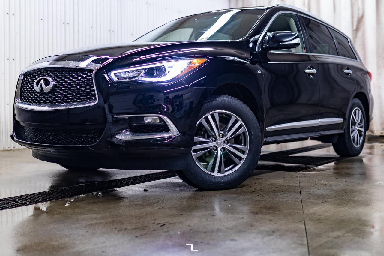 2017 Infiniti QX60 AWD Premium Leather Roof BCam Red Deer AB