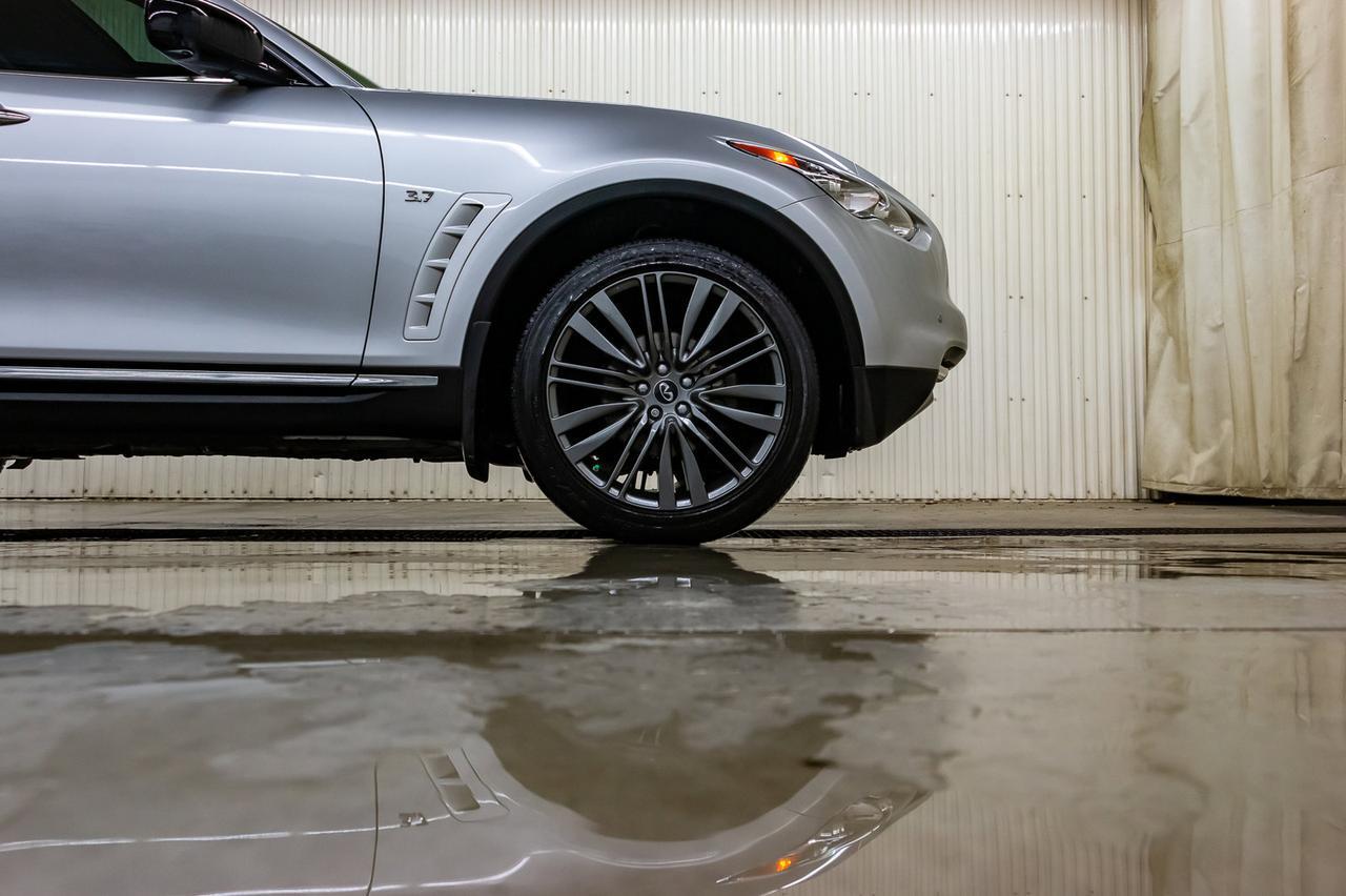 2017 Infiniti QX70 AWD Limited Leather Roof Nav BCam Red Deer AB