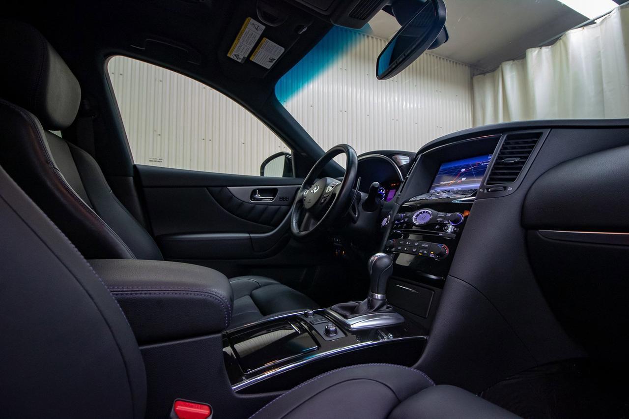 2017 Infiniti QX70 AWD S Leather Roof Nav Red Deer AB