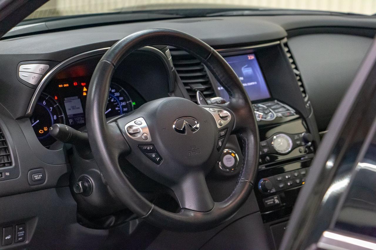 2017 Infiniti QX70 AWD S Leather Roof Nav Red Deer AB
