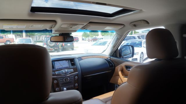 2017 Infiniti QX80 4WD Laredo TX
