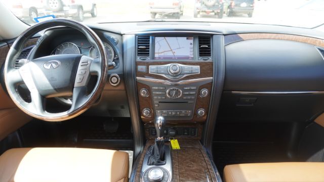 2017 Infiniti QX80 4WD Laredo TX
