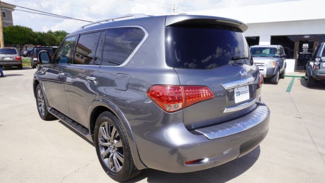 2017 Infiniti QX80 4WD Laredo TX