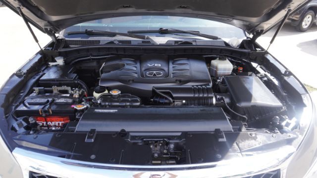 2017 Infiniti QX80 4WD Laredo TX