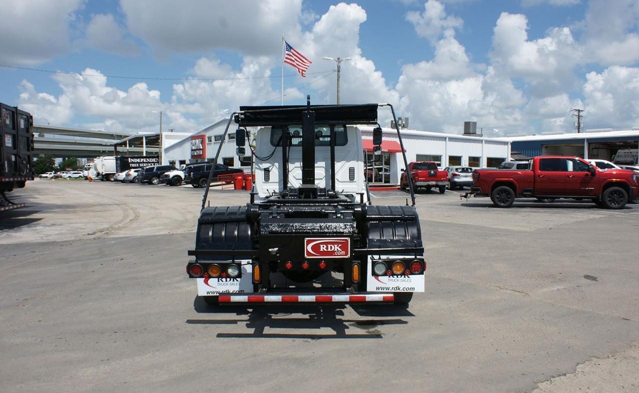 2017 International 7400 SBA 24,000 lb. Swaploader Hook-Lift Truck Tampa FL
