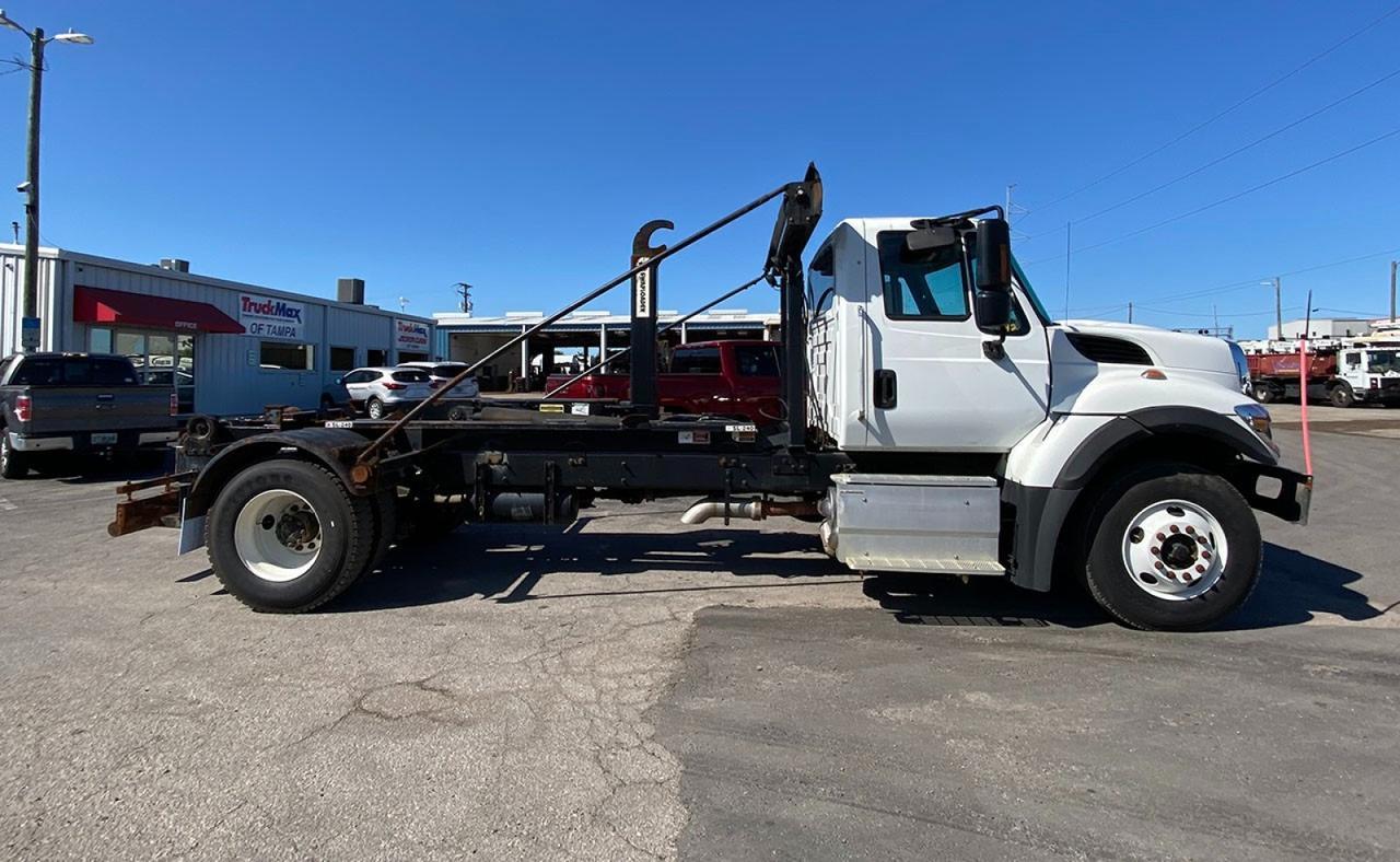 2017 International 7400 SFA 24,000 lbs. Swaploader Hooklift Tampa FL