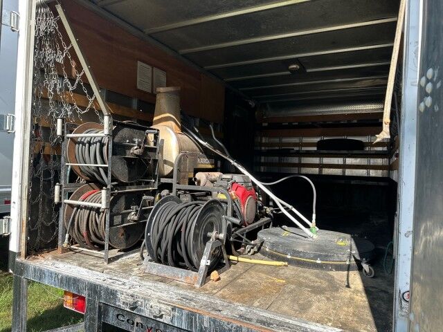 2017 Isuzu NPR CREW BOX TRUCK Monroe GA