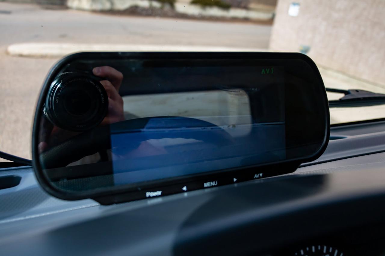 2017 Isuzu NPR H.D 16 Ft.Cube Van BCam Red Deer AB