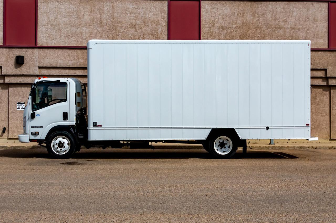 2017 Isuzu NPR H.D 16 Ft.Cube Van BCam Red Deer AB