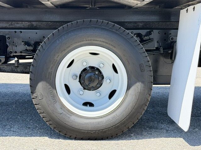 2017 Isuzu NPR-HD DSL 18' Dry Box Truck with 2,000 Lift Gate Miami FL