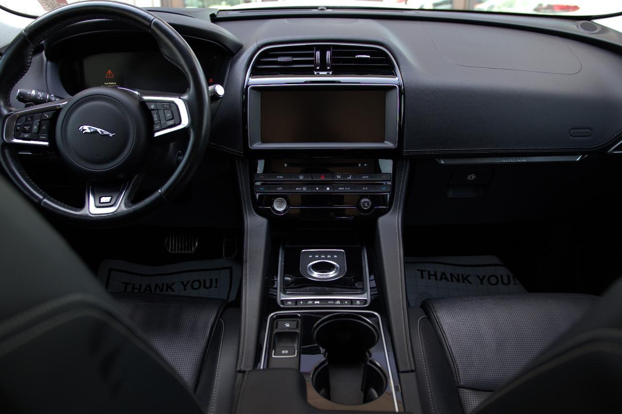 2017 JAGUAR F-PACE R - SPORT Houston TX
