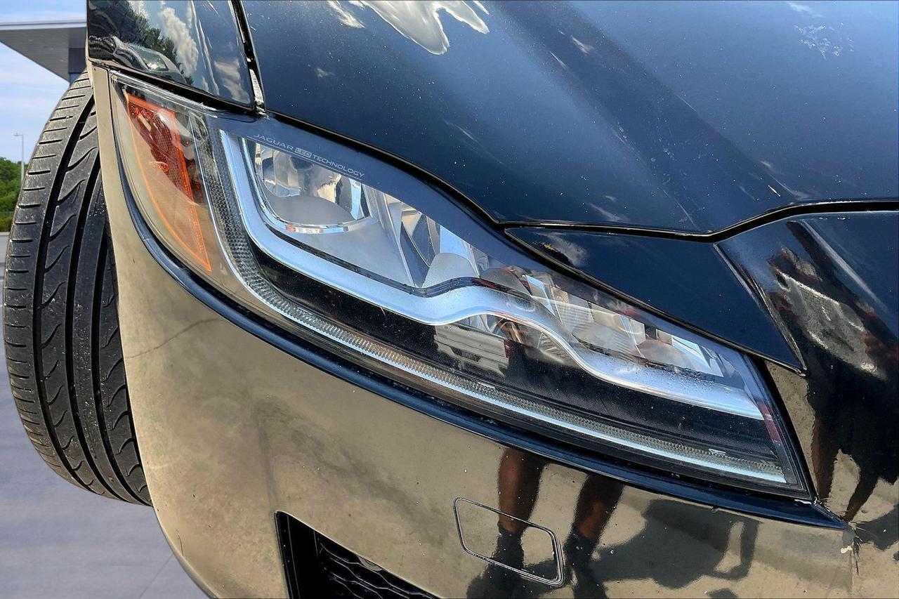 2017 JAGUAR XF PREMIUM Houston TX